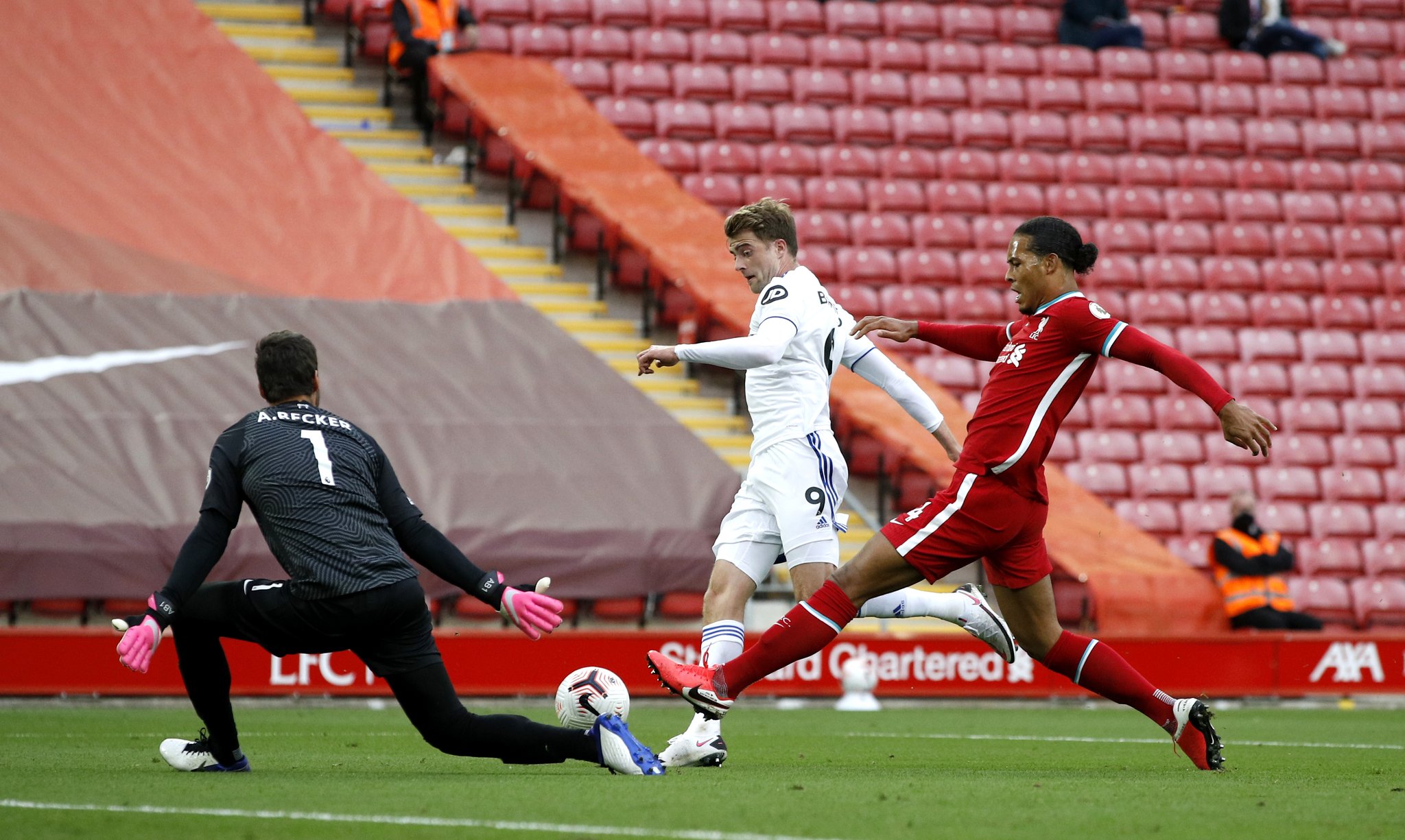 彭欣力的出 彭欣力的出